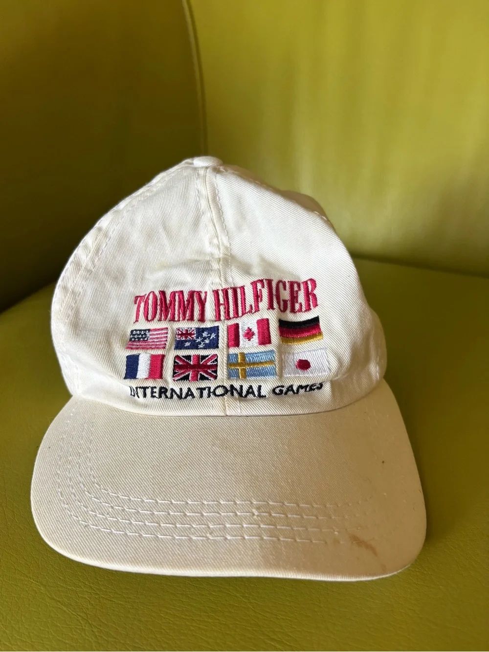 Vintage Tommy Hilfiger International Games Embroidered Flags White Strapback Hat